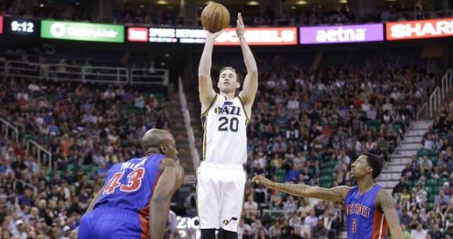 打控球后卫 打控球后卫